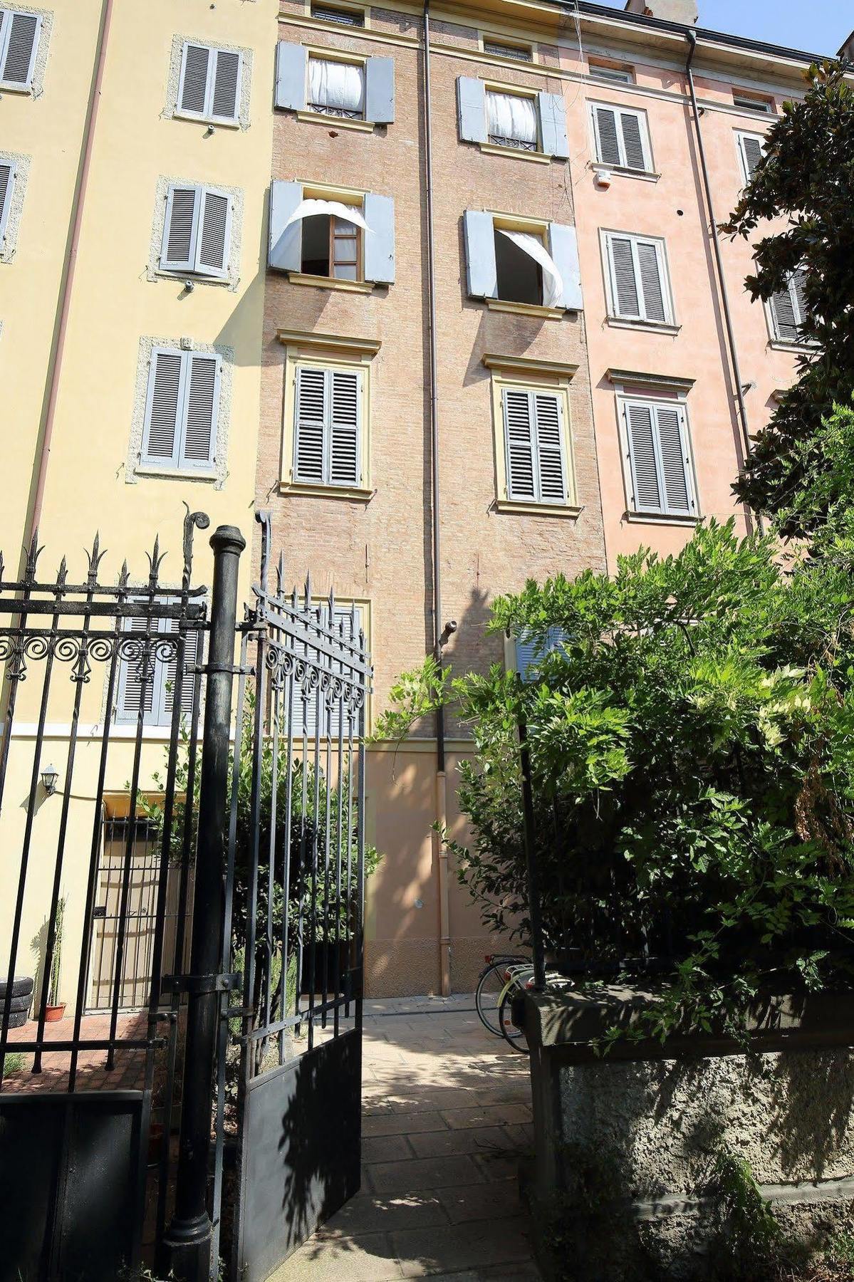 Emilia Suite Park Modena Exterior photo